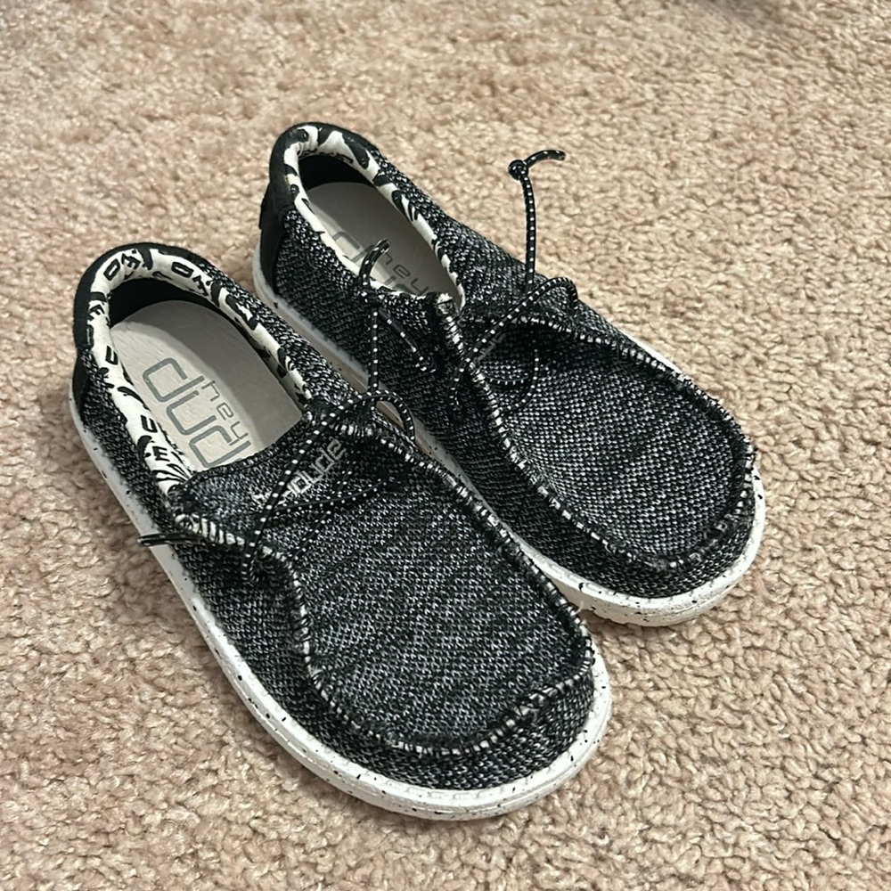 Excellent used condition, heather black Hey Dude